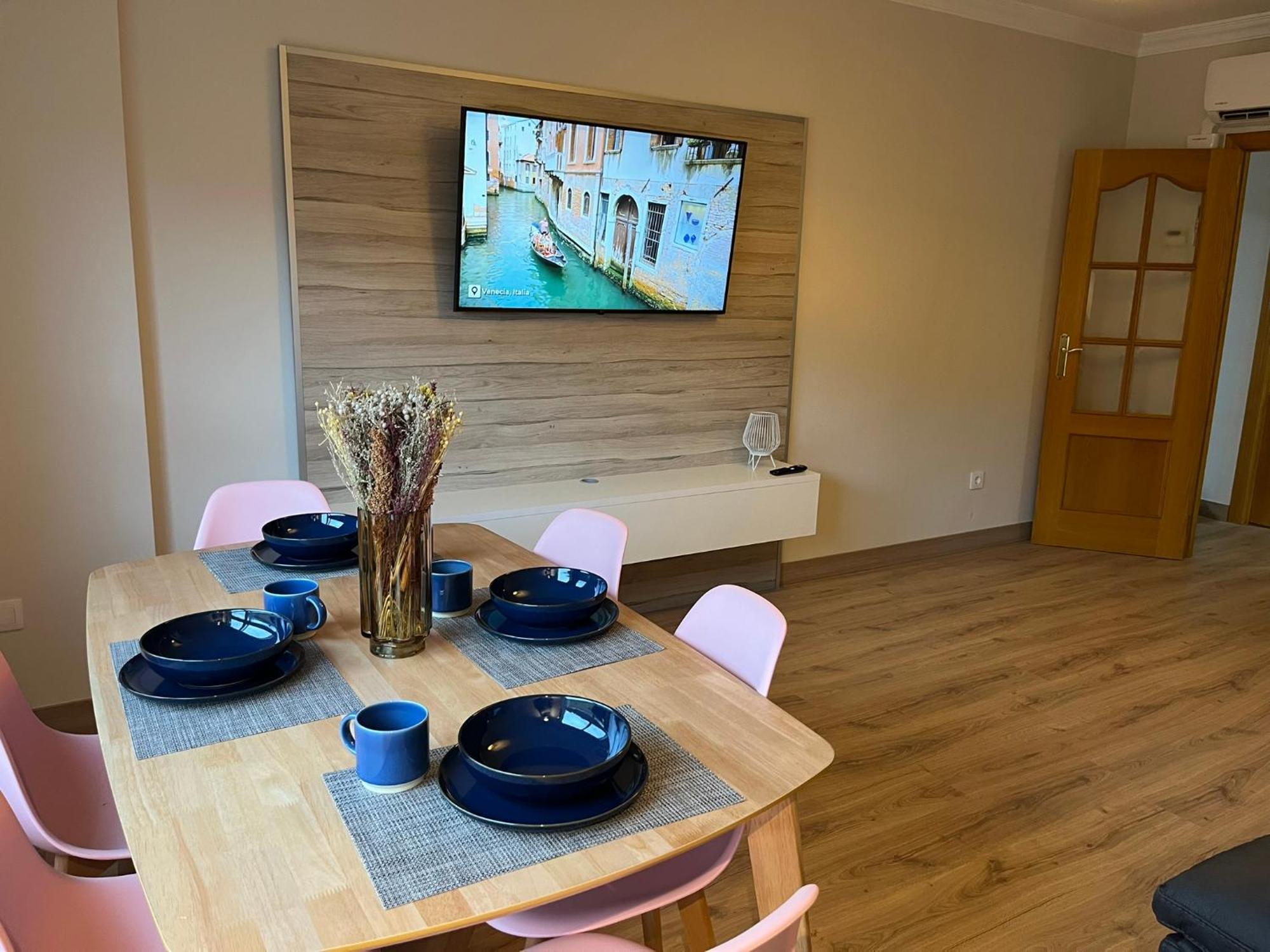 Apartment Junto A La Feria Con 2 Y Aire Acondicionado